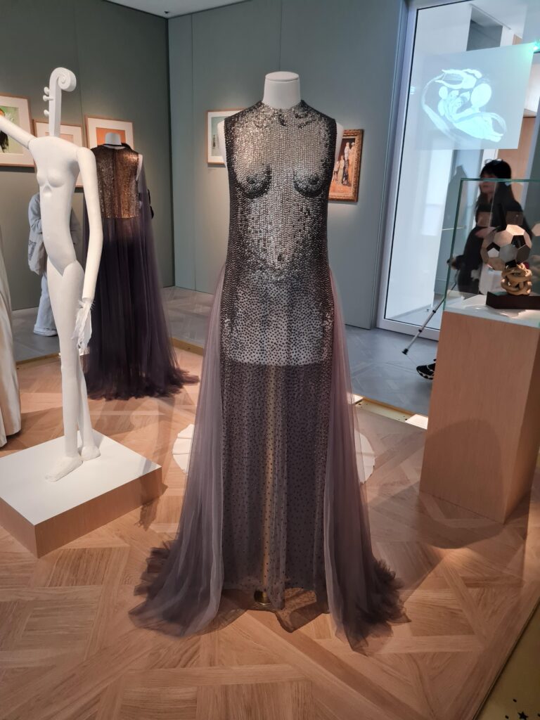 12-christian-dior