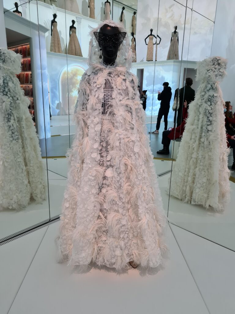 20-christian-dior